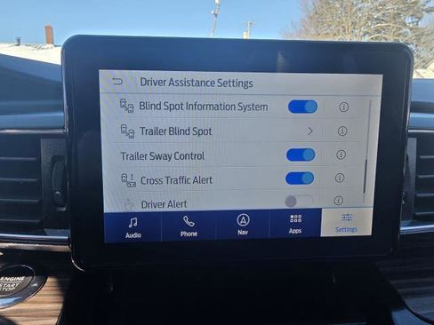 Used 2022 Ford Explorer Limited w/ Equipment Group 301A image 22