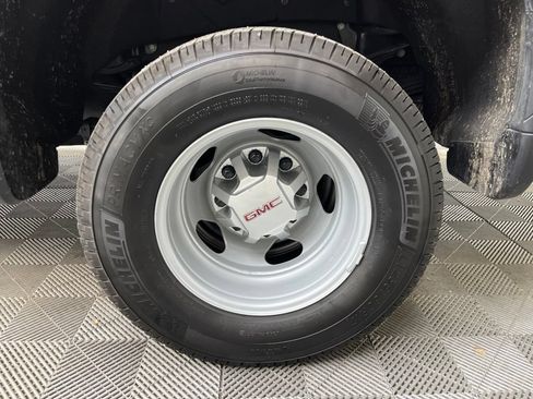 Used 2026 GMC Sierra 3500 Pro w/ 1SA Pro Safety Plus Package AWD/4WD image 30