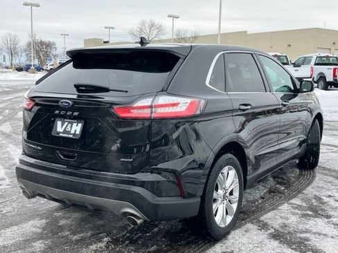 Used 2024 Ford Edge Titanium AWD/4WD image 28