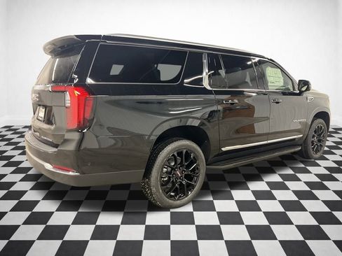 New 2026 GMC Yukon XL Elevation w/ Elevation Premium Package image 8