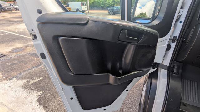 Used 2023 RAM ProMaster 2500 FWD image 12