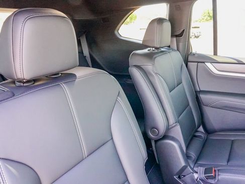 New 2026 GMC Acadia Elevation w/ Black Edition AWD/4WD image 10