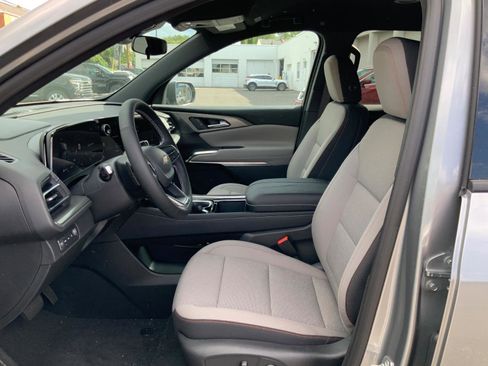 New 2026 Chevrolet Traverse LT AWD/4WD image 10