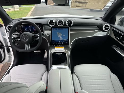 New 2026 Mercedes-Benz GLC 300 4MATIC image 16