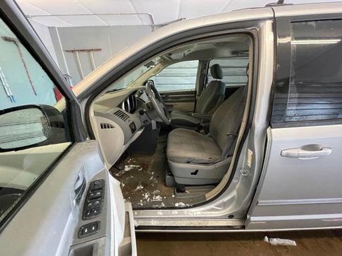 Used 2008 Dodge Grand Caravan SXT image 21