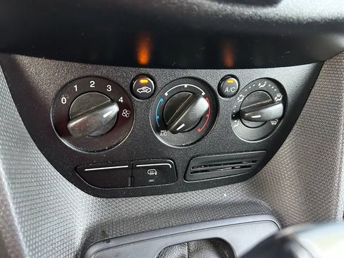 Used 2016 Ford Transit Connect XL FWD image 25
