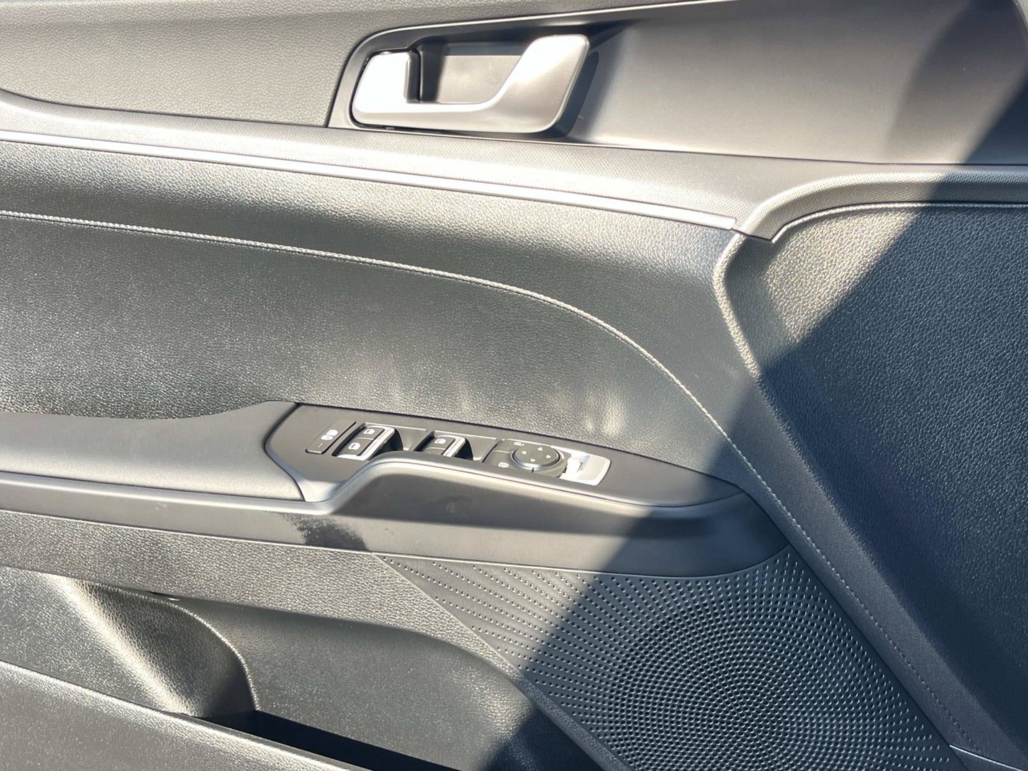 New 2026 Kia K5 LXS FWD image 20