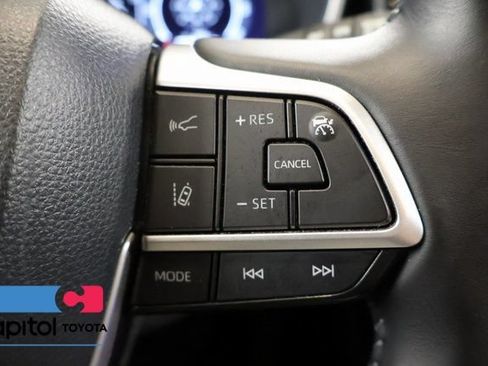 Certified 2026 Toyota Highlander XSE AWD/4WD image 18