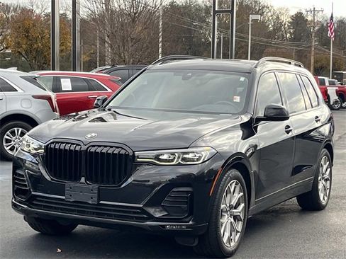 Used 2022 BMW X7 xDrive40i w/ Executive Package image 1