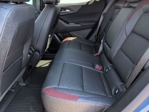 New 2026 Chevrolet Equinox RS w/ Convenience Package III FWD image 7
