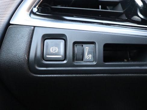 Used 2023 Cadillac XT6 Premium Luxury image 44