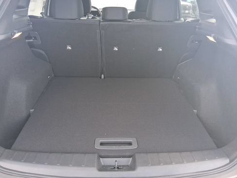 New 2026 Nissan Kicks SV w/ SV Premium Package FWD image 7