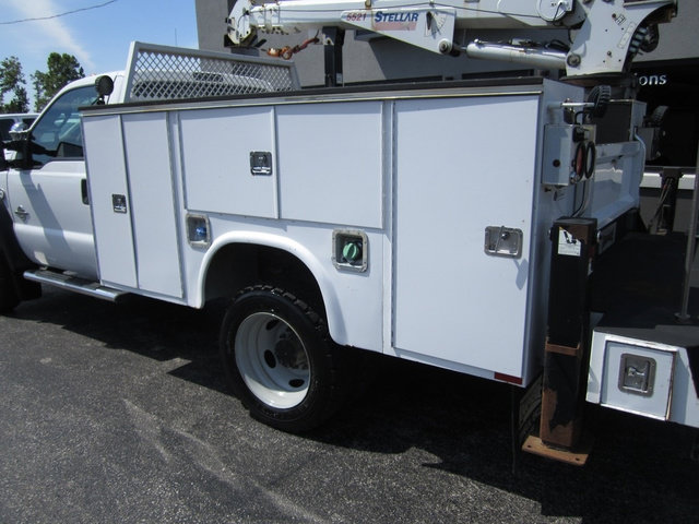 Used 2015 Ford F550 4x4 Regular Cab Super Duty image 25