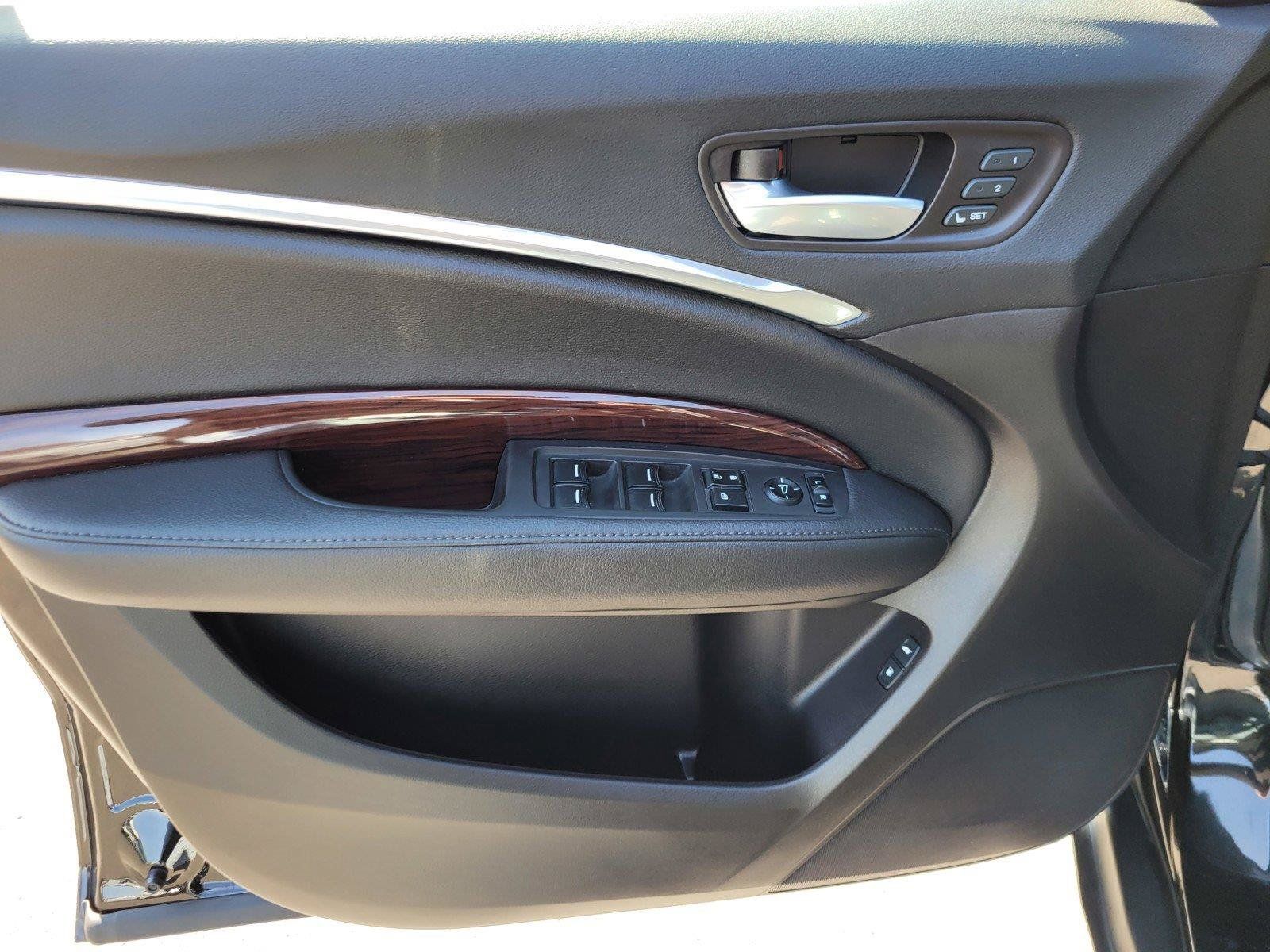 Used 2016 Acura MDX SH-AWD image 21