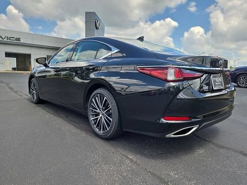 Certified 2025 Lexus ES 350 w/ Premium Package FWD image 4