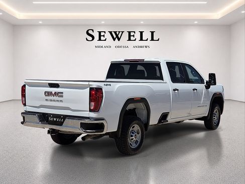 Used 2024 GMC Sierra 2500 Pro w/ Convenience Package AWD/4WD image 4