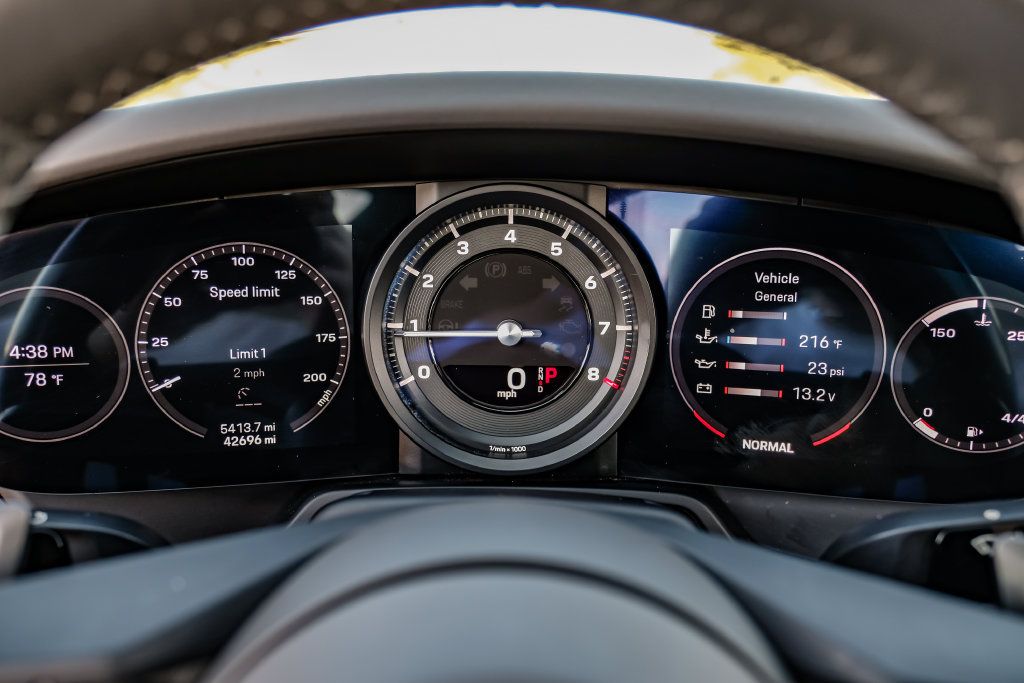Used 2020 Porsche 911 Carrera S RWD image 21