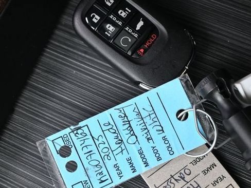 Used 2025 Honda Odyssey Elite image 33