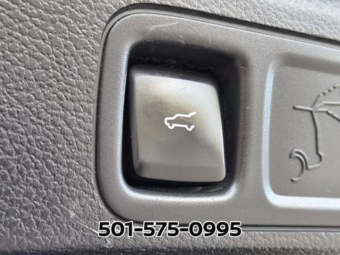 Used 2024 Ford Expedition XLT AWD/4WD image 17