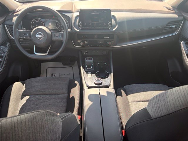 Used 2023 Nissan Rogue SV AWD/4WD image 33