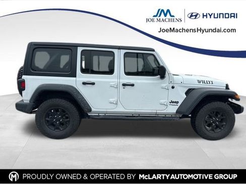 Used 2021 Jeep Wrangler Unlimited Sport AWD/4WD image 4