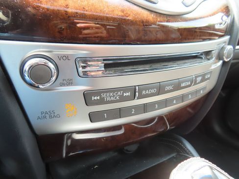 Used 2018 INFINITI QX60 Luxe w/ Deluxe Technology Package AWD/4WD image 25