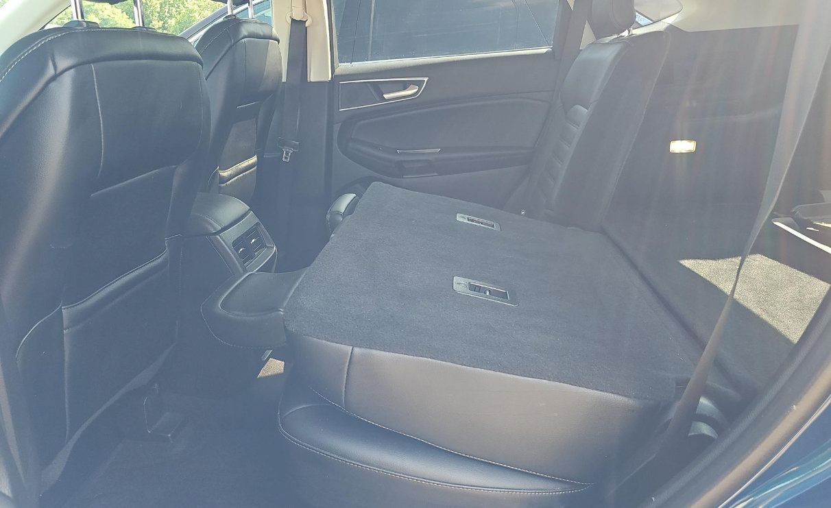 Used 2020 Ford Edge SEL w/ Convenience Package AWD/4WD image 15