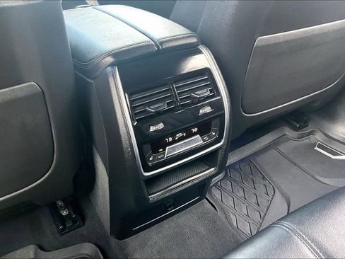 Used 2021 BMW X5 xDrive40i w/ M Sport Package image 30