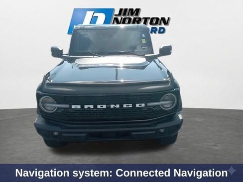Used 2025 Ford Bronco Outer Banks AWD/4WD image 3