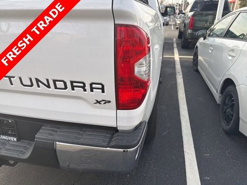 Used 2018 Toyota Tundra SR5 w/ SR5 Upgrade Package image 13