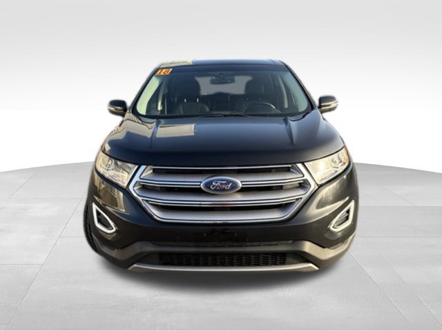 Used 2018 Ford Edge Titanium FWD image 8