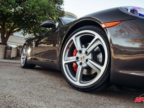 Used 2013 Porsche 911 Carrera S image 25