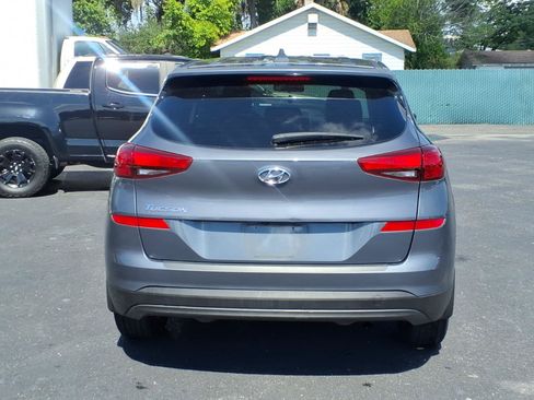 Used 2021 Hyundai Tucson SE w/ Cargo Package FWD image 4