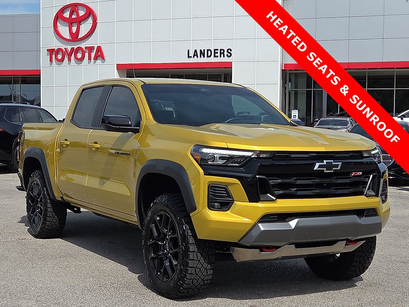 Used 2024 Chevrolet Colorado Z71 w/ LPO, Dark Essentials Package AWD/4WD image 1