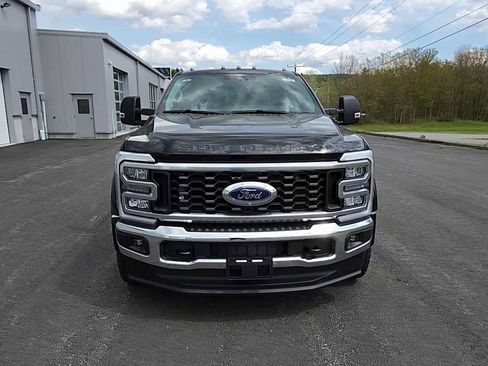 New 2026 Ford F450 XLT w/ XLT Premium Package AWD/4WD image 3