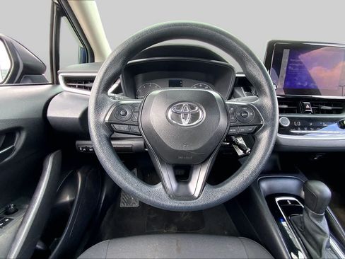 Used 2024 Toyota Corolla LE FWD image 6