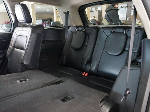 Used 2021 Lincoln Aviator Reserve AWD/4WD image 16