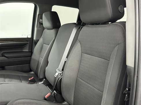 Used 2023 GMC Sierra 1500 SLE image 14