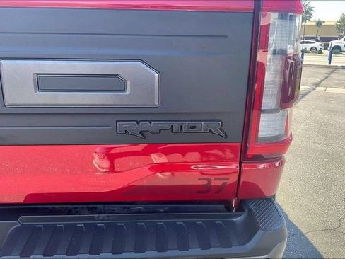 Certified 2022 Ford F150 Raptor w/ Raptor 37 Performance Package AWD/4WD image 8