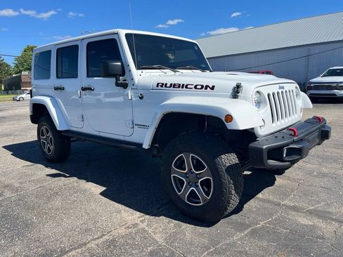 Used 2015 Jeep Wrangler Unlimited Rubicon AWD/4WD image 7