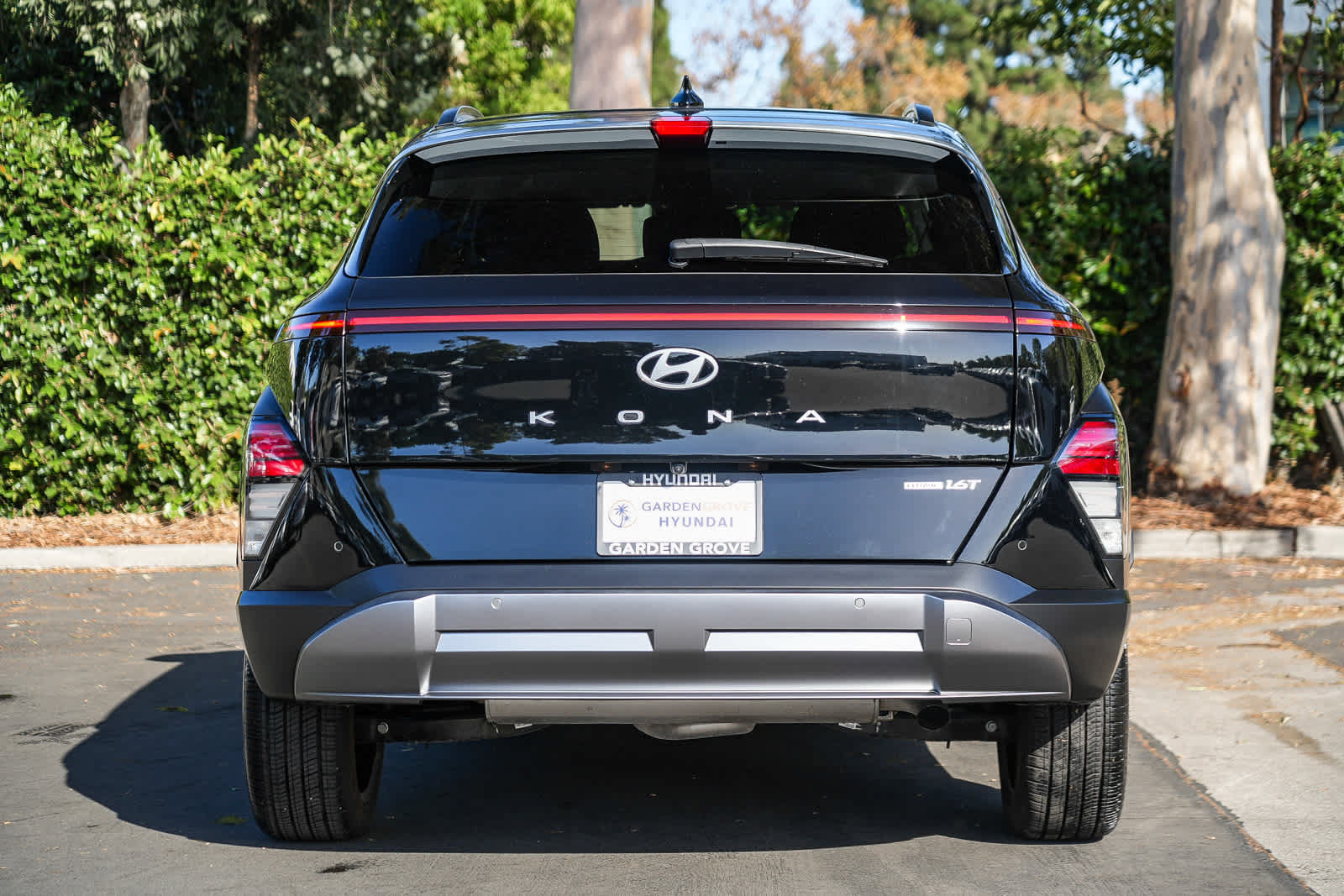 Used 2024 Hyundai Kona Limited AWD/4WD image 7