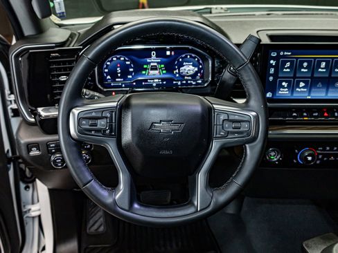 Used 2023 Chevrolet Silverado 1500 RST w/ Z71 Off-Road Package image 13