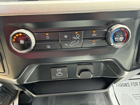Used 2022 Ford F150 XL w/ Trailer Tow Package RWD image 29