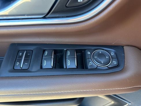 Used 2021 Chevrolet Tahoe High Country w/ Premium Package image 22