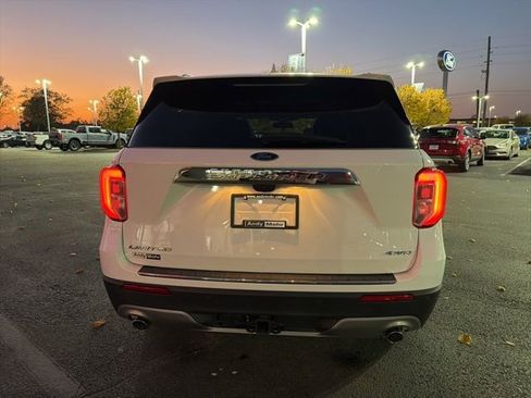 Used 2022 Ford Explorer Limited w/ Limited Technology Package image 8
