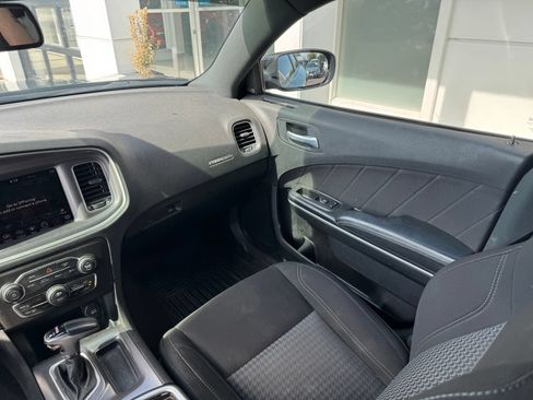 Used 2021 Dodge Charger SXT w/ Driver Convenience Group AWD/4WD image 7