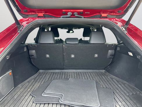 Used 2021 Toyota Venza XLE w/ Softex Package image 37