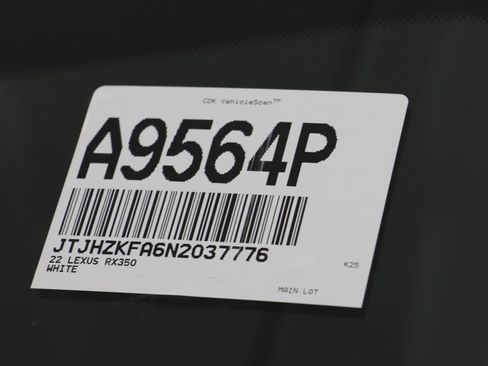 Used 2022 Lexus RX 350L Premium image 25