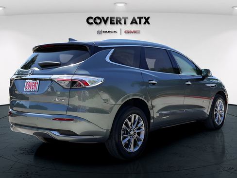 Used 2023 Buick Enclave Avenir w/ Avenir Technology Package FWD image 7