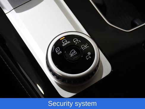 New 2026 Mitsubishi Outlander SE image 23